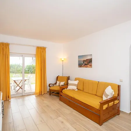 Renovated Algarve With Pool *