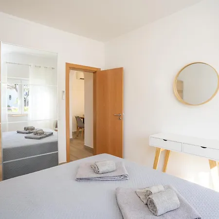 Renovated Algarve With Pool Armação de Pêra