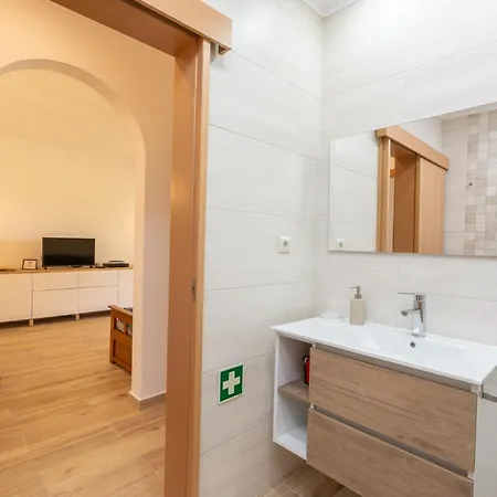 Renovated Algarve With Pool Lejlighed *