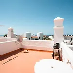 Renovated Algarve With Pool Appartement Armação de Pêra