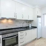 Renovated Algarve With Pool דירה