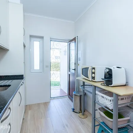 Renovated Algarve With Pool Apartment