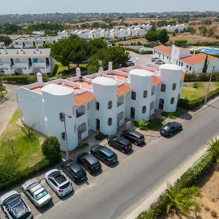 Renovated Algarve With Pool Appartement *