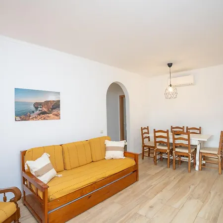 Renovated Algarve With Pool