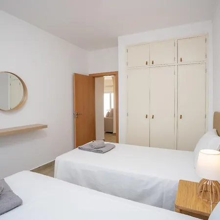Renovated Algarve With Pool