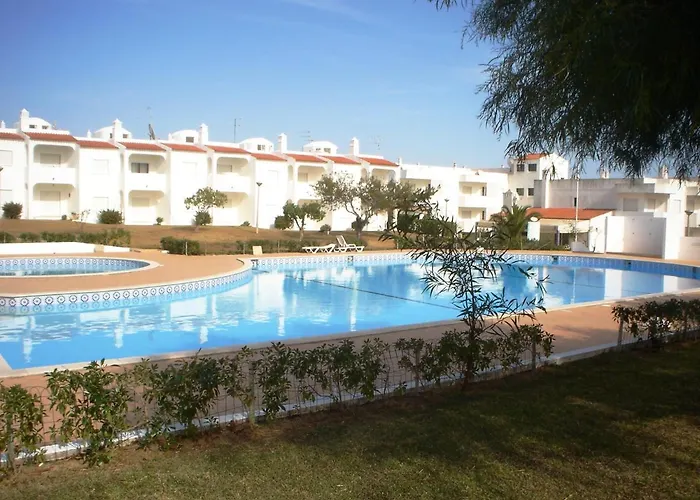 Lejlighed Renovated Algarve With Pool Armação de Pêra