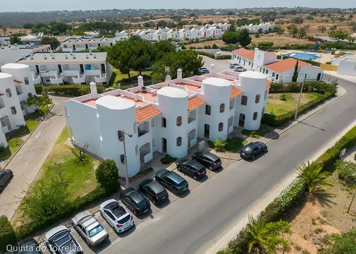 Renovated Algarve With Pool Lejlighed *