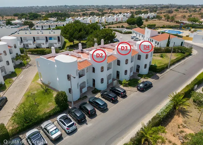 Lejlighed Renovated Algarve With Pool Armação de Pêra