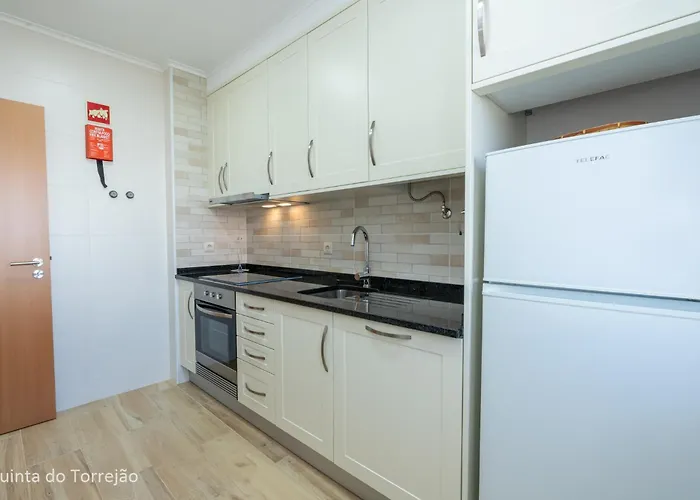 Lejlighed Renovated Algarve With Pool